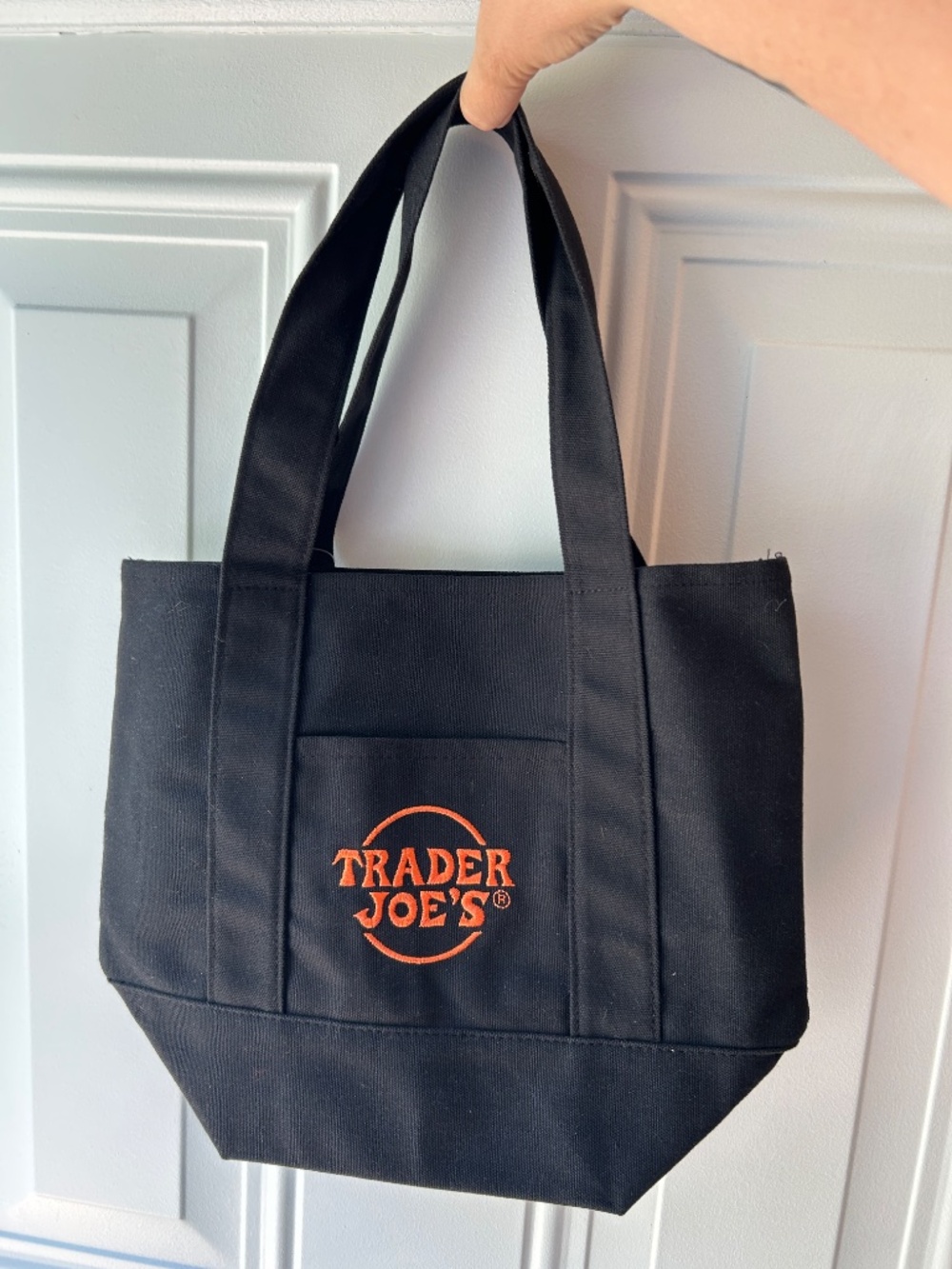 Spooky season Halloween Trader Joe’s canvas bag - Picture 2 of 2